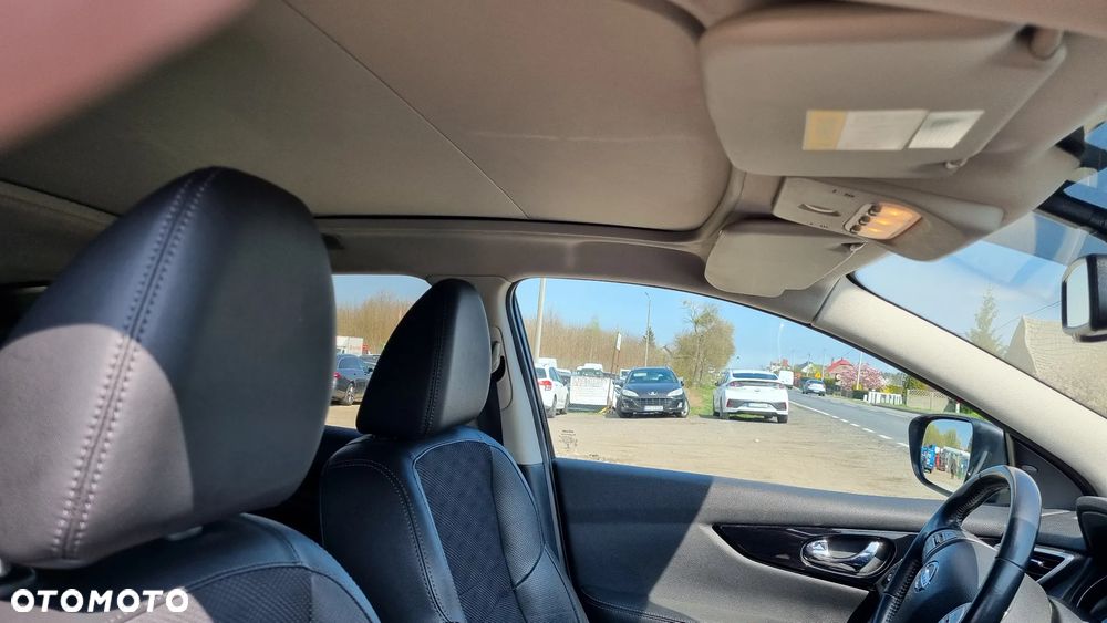 Nissan Qashqai 1.6 DCi ALL-MODE 4x4i TEKNA - 28