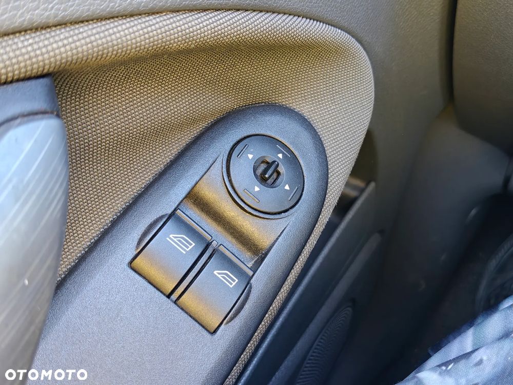 Ford C-MAX 1.6 TDCi Style - 20