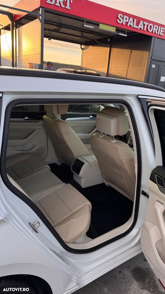 Volkswagen Passat - 8