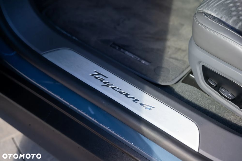 Porsche Taycan 105kWh 4 Performance Plus - 21