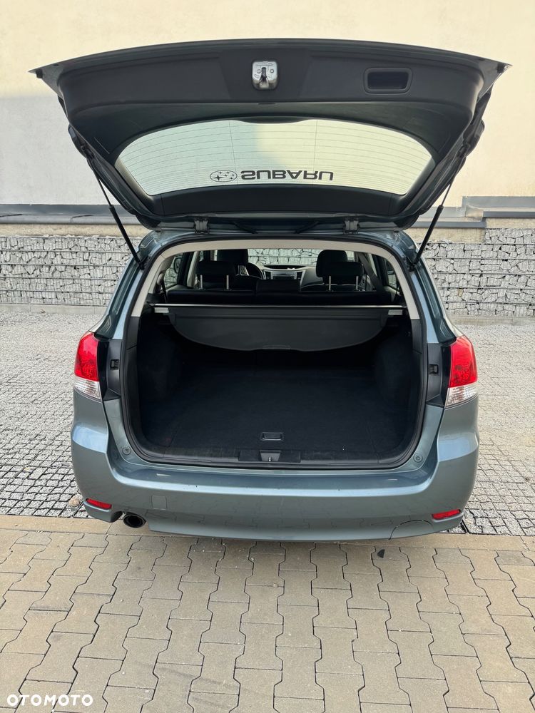 Subaru Legacy 2.0 D Comfort - 9