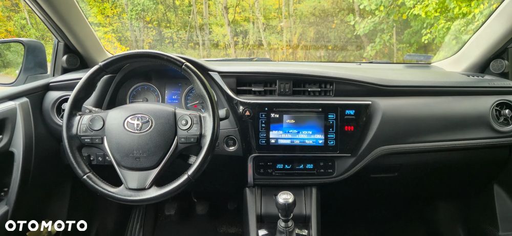 Toyota Corolla 1.6 Prestige - 9