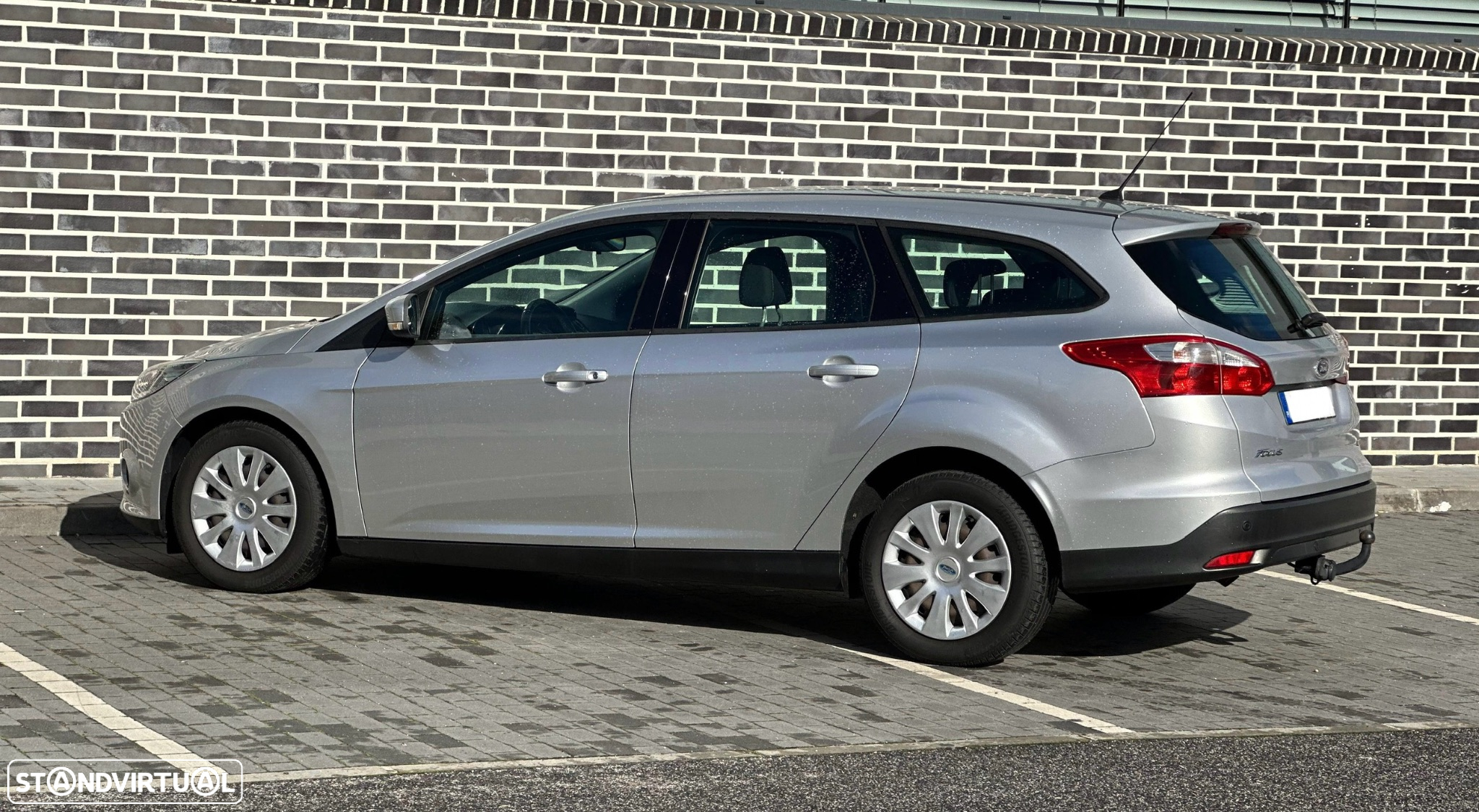 Ford Focus SW 1.6 TDCi ECOnetic 88g S&S Titanium - 4
