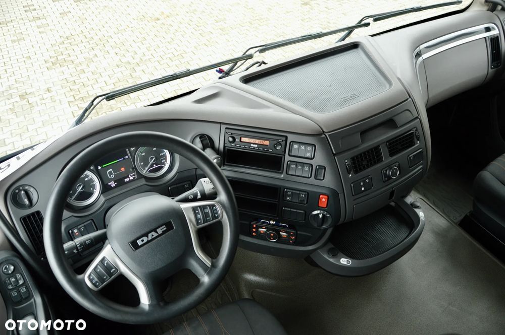 DAF XF 480 ZF INTARDER / KLIMA POSTOJOWA / FULL LED / TRĄBY / KONTRAKT SERWISOWY - 31