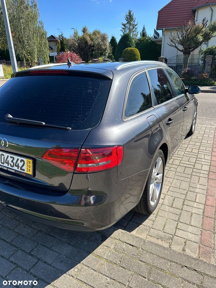 Audi A4 Avant - 4