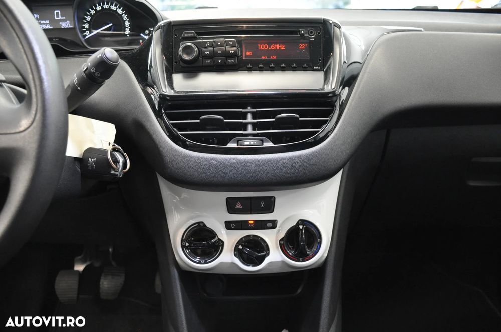 Peugeot 208 1.0 E Active - 11