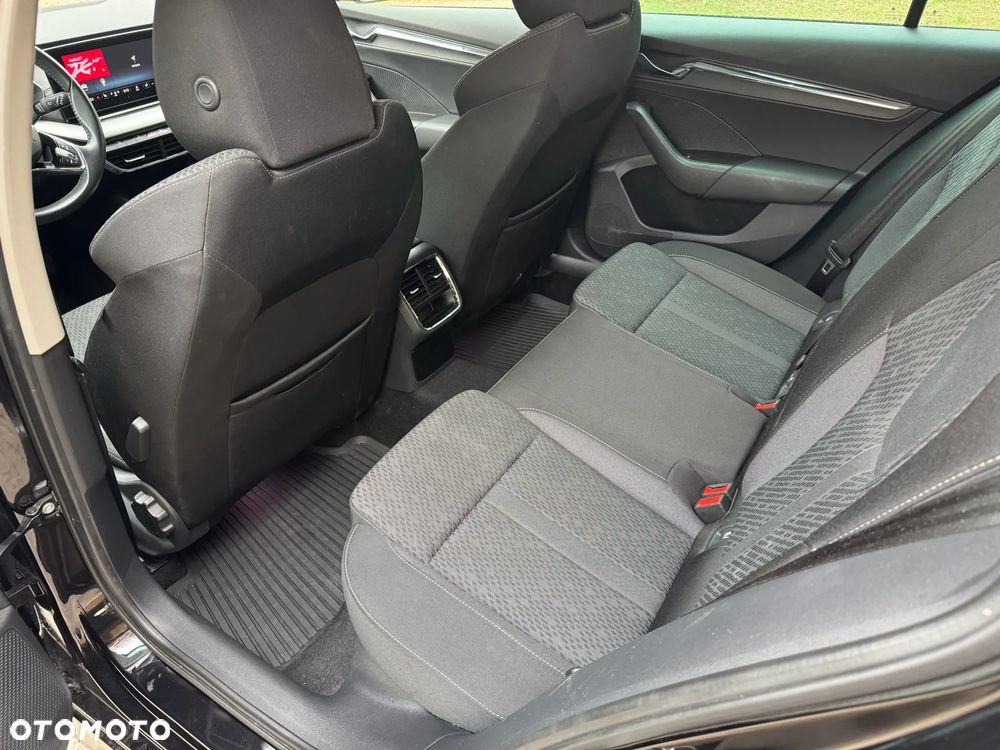 Skoda Octavia 2.0 TDI Style DSG - 12