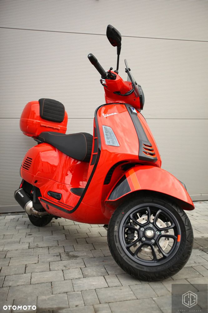 Piaggio Vespa - 35