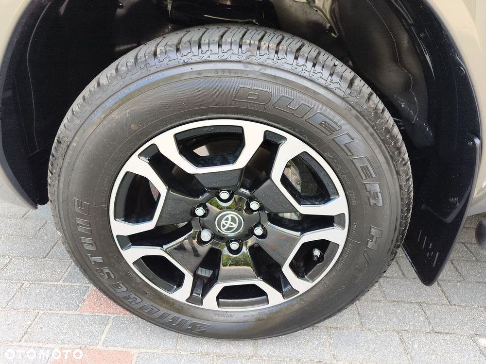 Toyota Hilux 2.8 D-4D mHEV Double Cab Executive 4x4 - 17