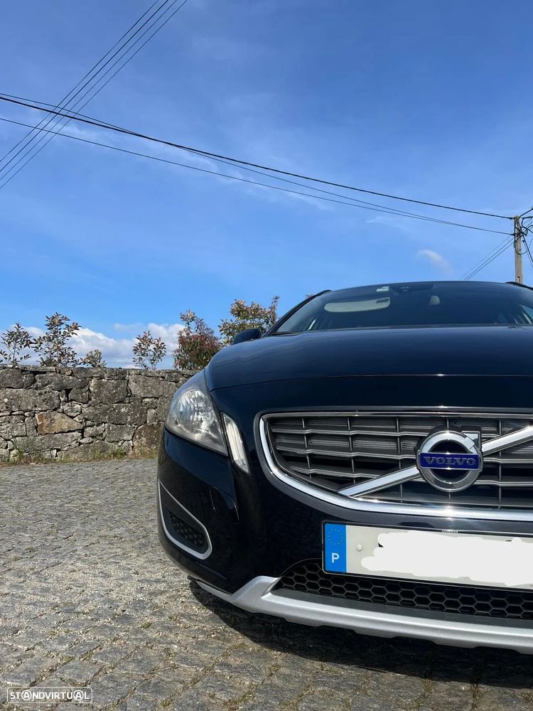 Volvo V60 1.6 D2 Drive Momentum Powershift Start/Stop - 4