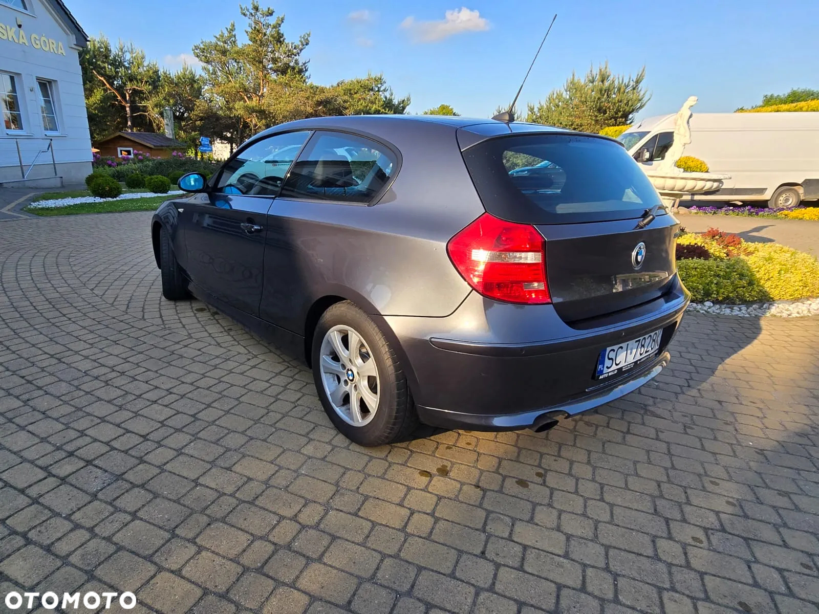 BMW Seria 1 118i - 12
