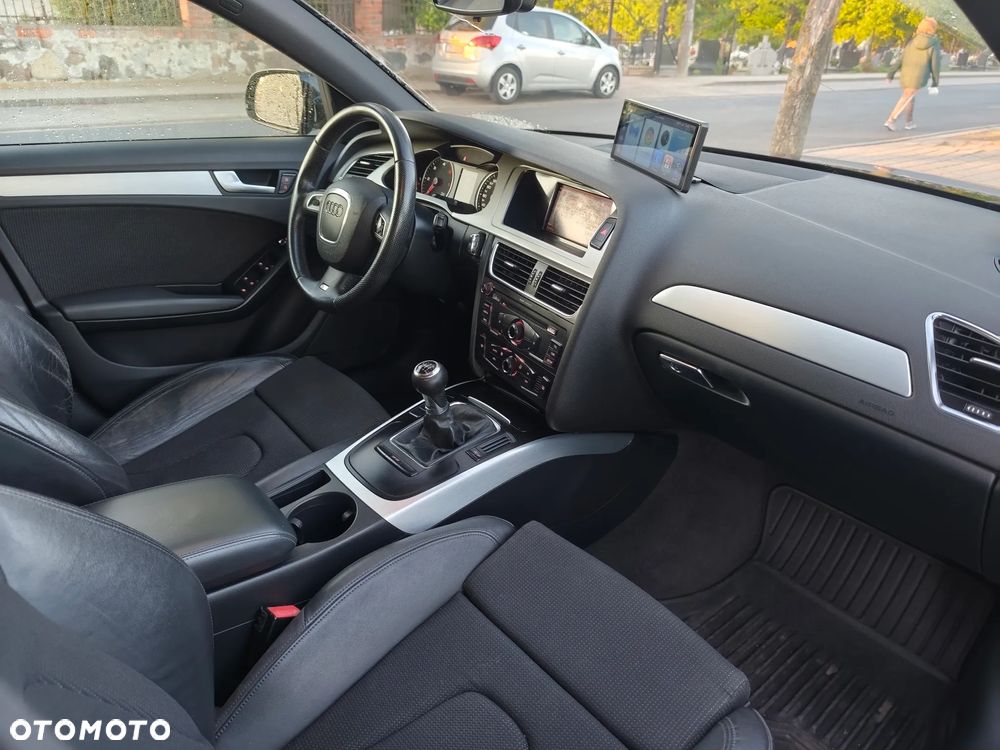 Audi A4 Avant 2.0 TDI DPF S line Sportpaket - 8