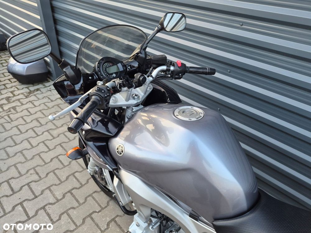 Yamaha FZ6 - 26