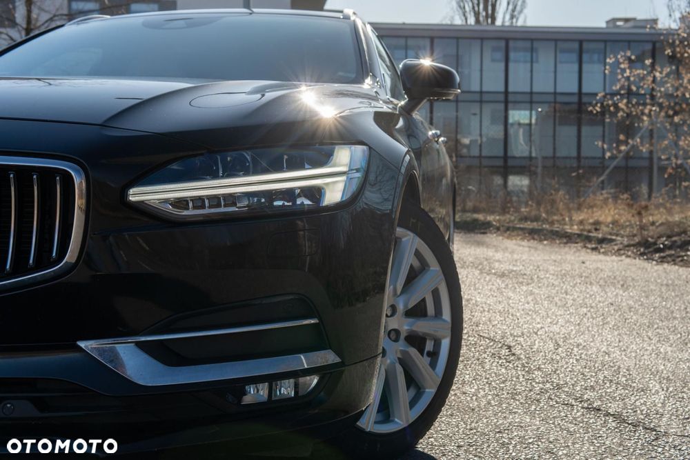 Volvo V90 D4 Inscription - 36