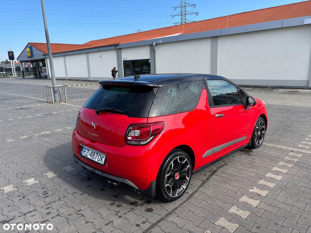 Citroën DS3 1.6 THP SportChic - 2