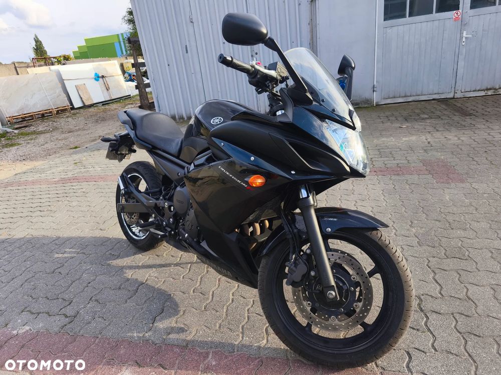 Yamaha XJ - 17