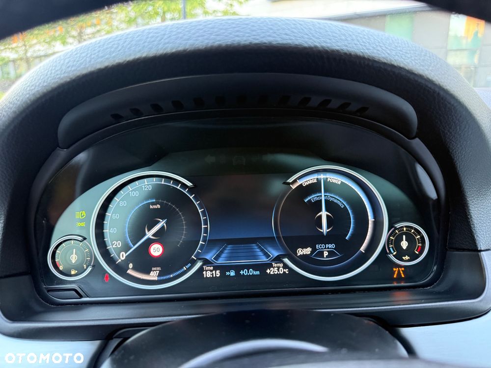 BMW Seria 5 525d Touring Modern Line - 30