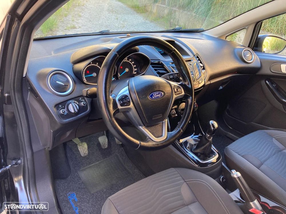 Ford Fiesta 1.0 S&S Titanium - 10