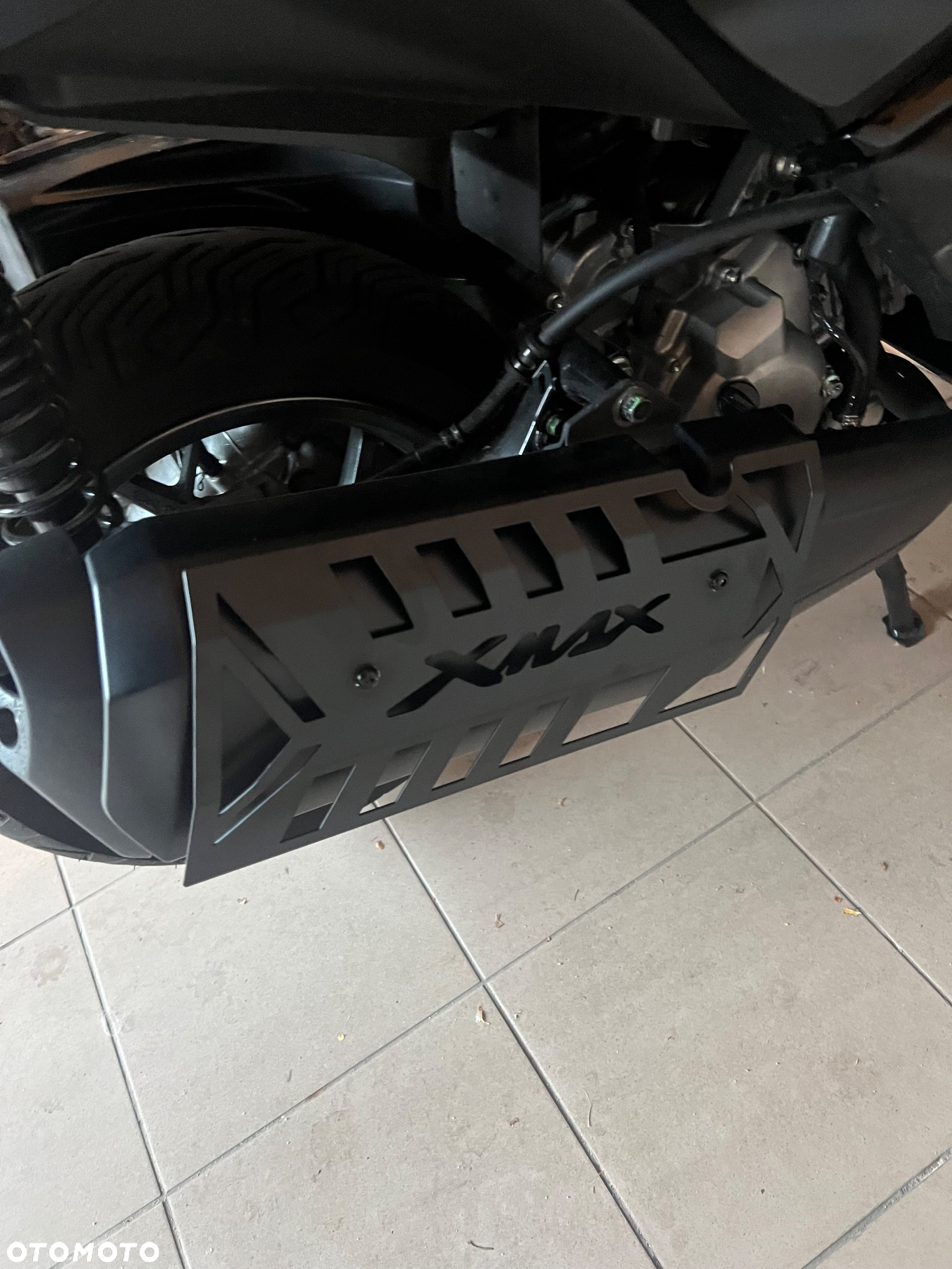 Yamaha X-max - 16