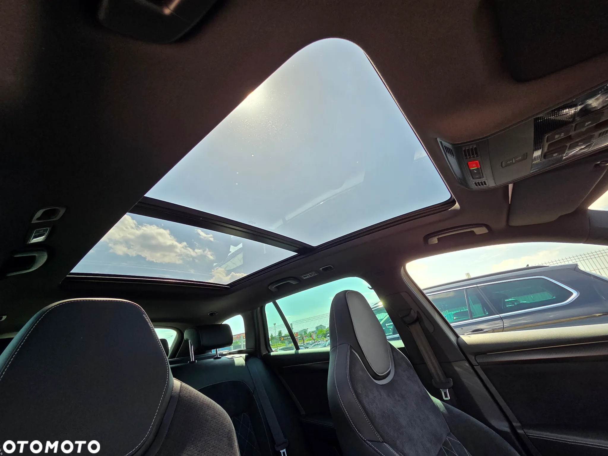 Skoda Superb 2.0 TDI 4x4 Sportline DSG - 33