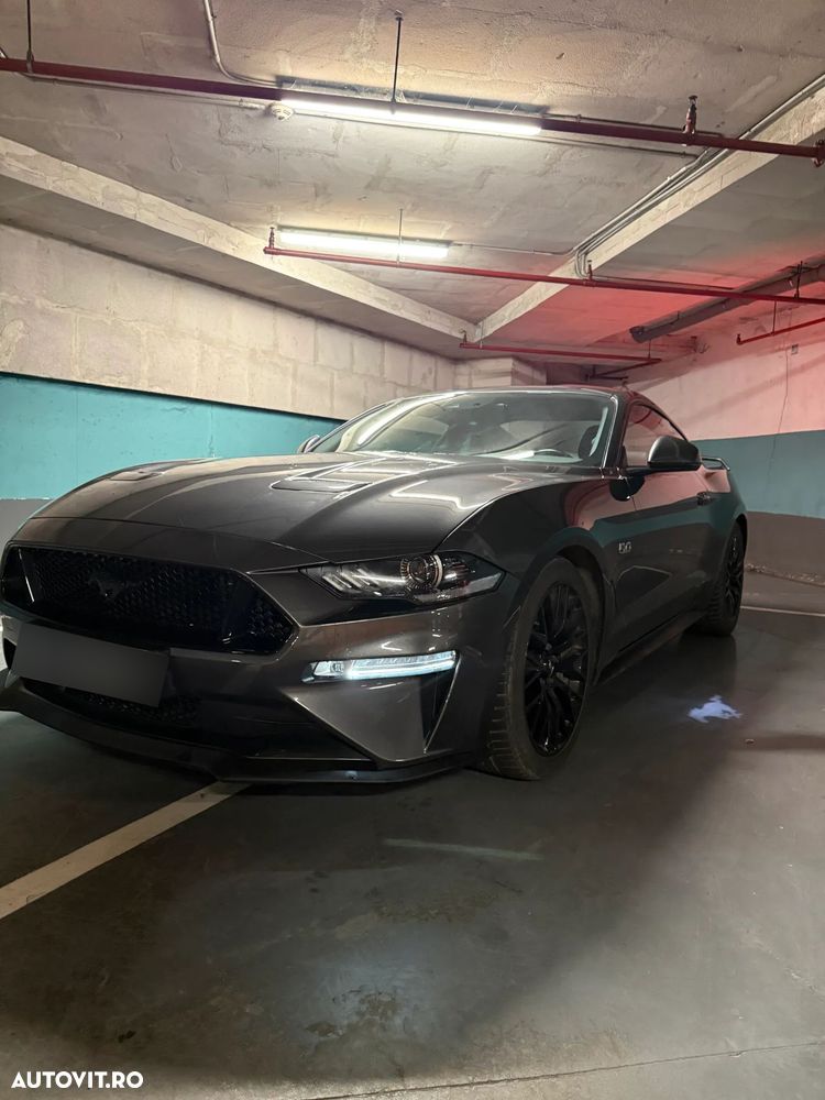 Ford Mustang - 4