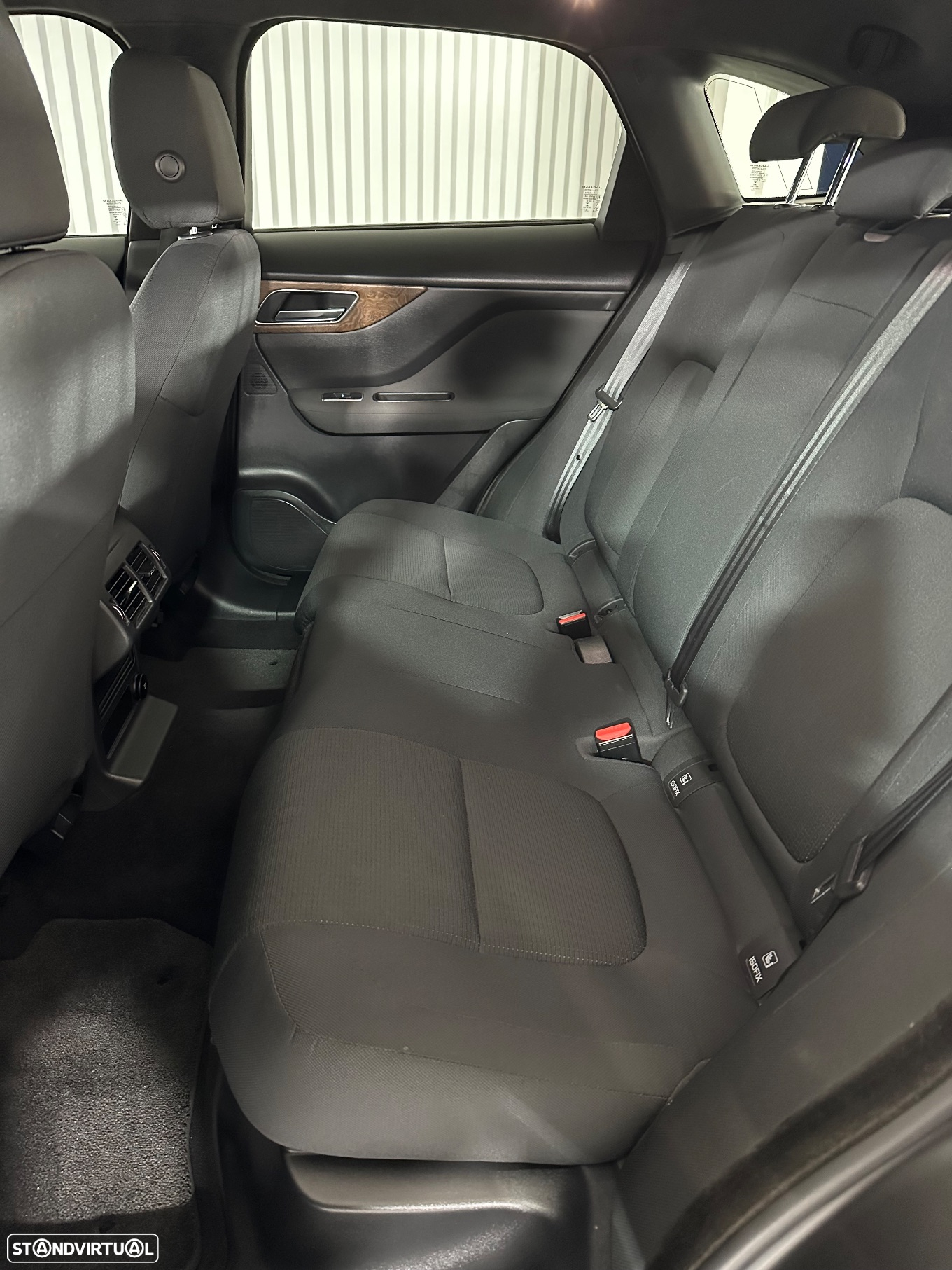 Jaguar F-Pace 2.0 i4D Prestige Aut. - 14