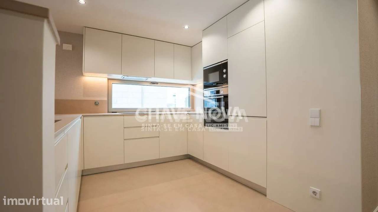 Apartamento de Luxo no Empreendimento São Paio OD/02601PG - Grande imagem: 3/16