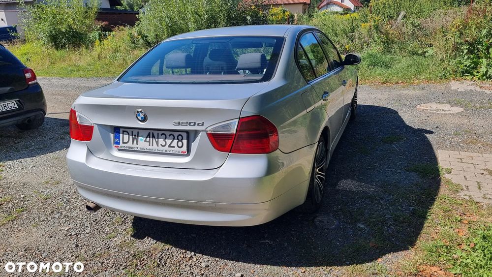 BMW Seria 3 320d DPF - 9