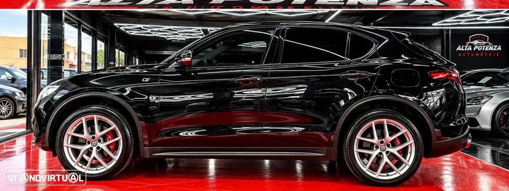 Alfa Romeo Stelvio - 7