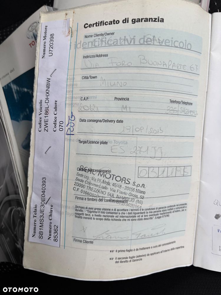 Toyota Auris 1.8 HSD Luna - 25