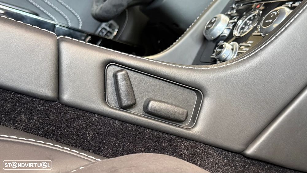 Aston Martin Vantage Coupe V8 S Sportshift - 32