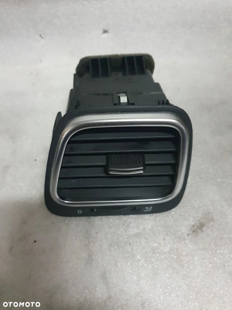 KRATKA NAWIEWU LEWA 1Q0819703G VW EOS SCIROCCO - 2