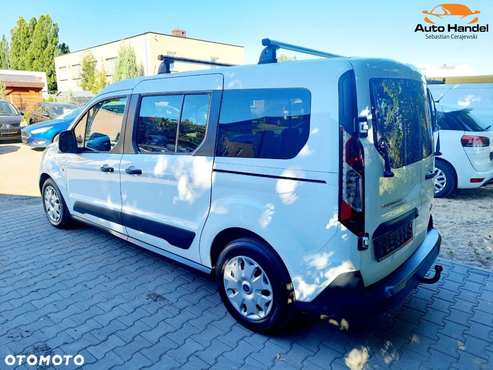 Ford Transit Connect - 11