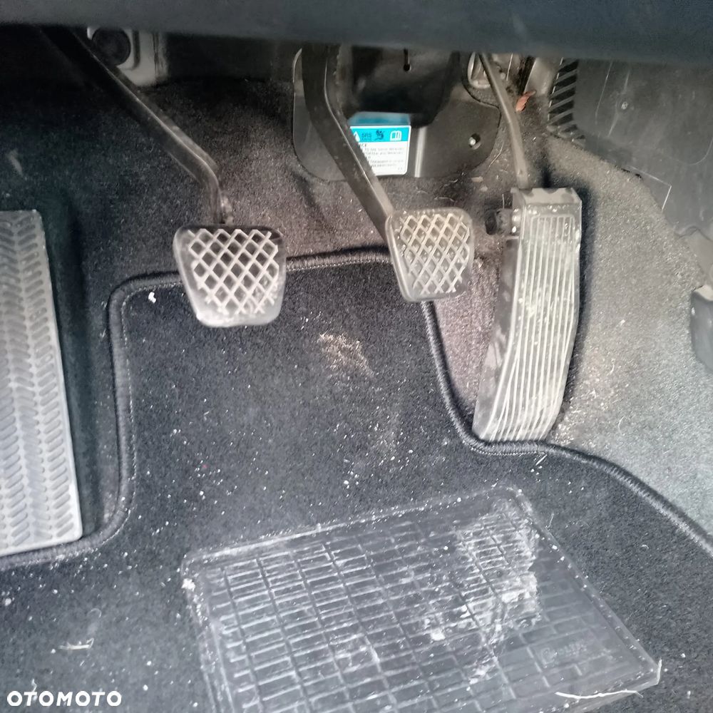 Honda Accord 2.0 i Sport - 13