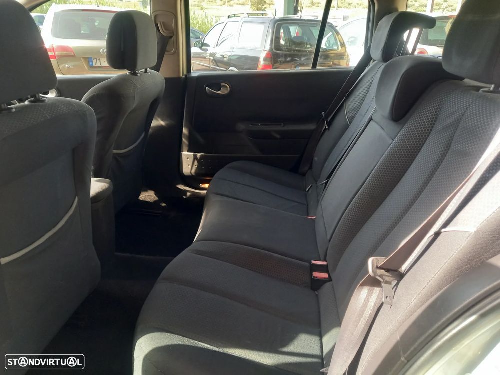 Renault Mégane Break 1.5 dCi C Dynamique - 18