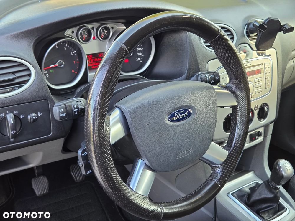 Ford Focus - 10