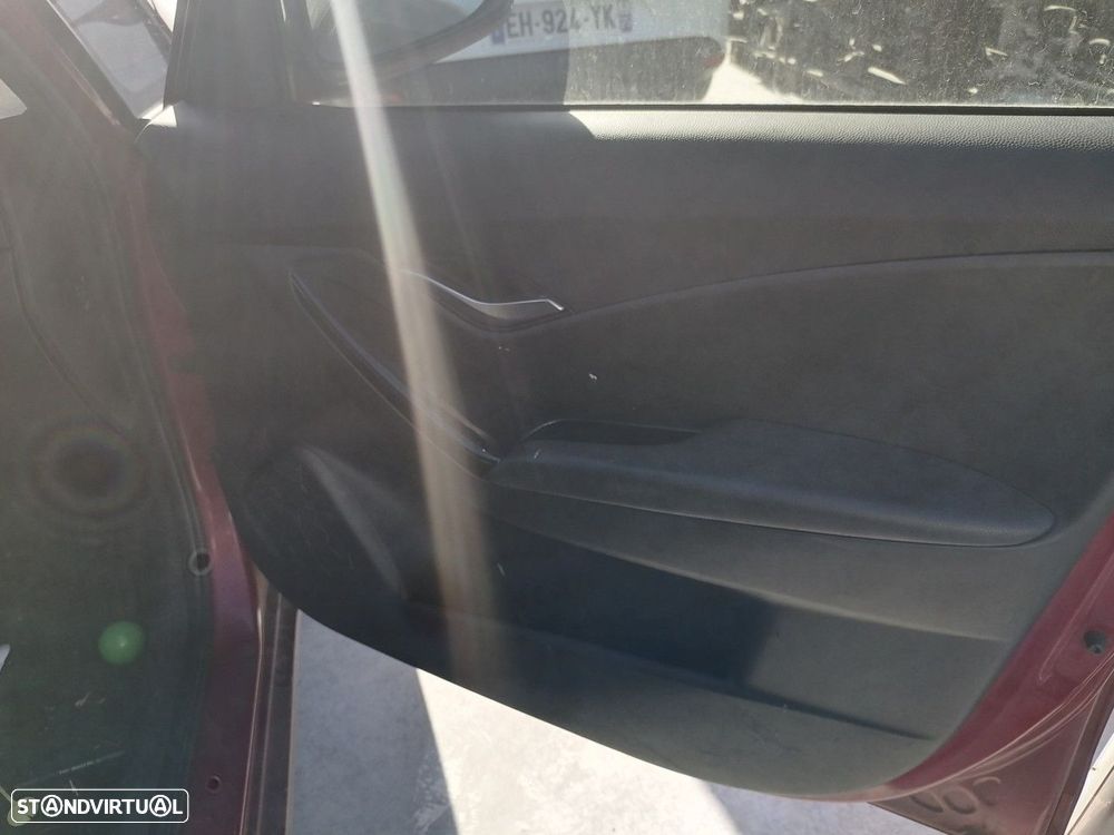 Peças Hyundai IX20 2011 - 9