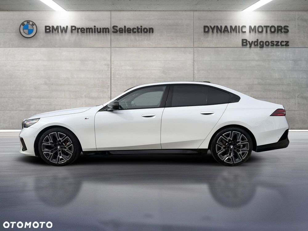 BMW Seria 5 520d xDrive mHEV M Sport - 3