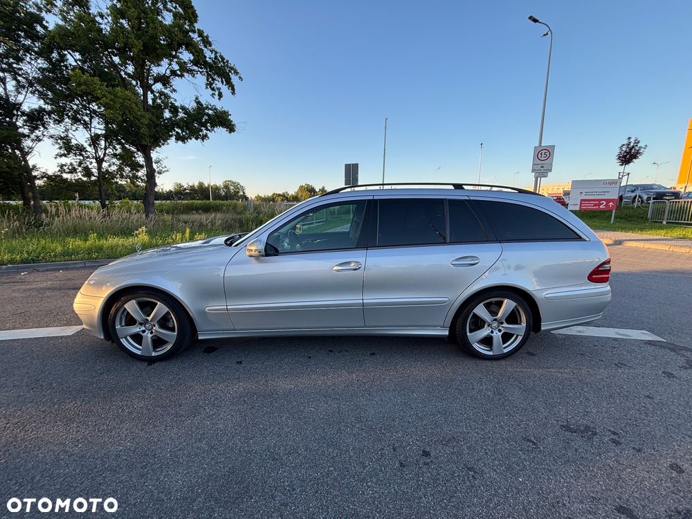 Mercedes-Benz Klasa E 220 T CDI Automatik Classic DPF - 3