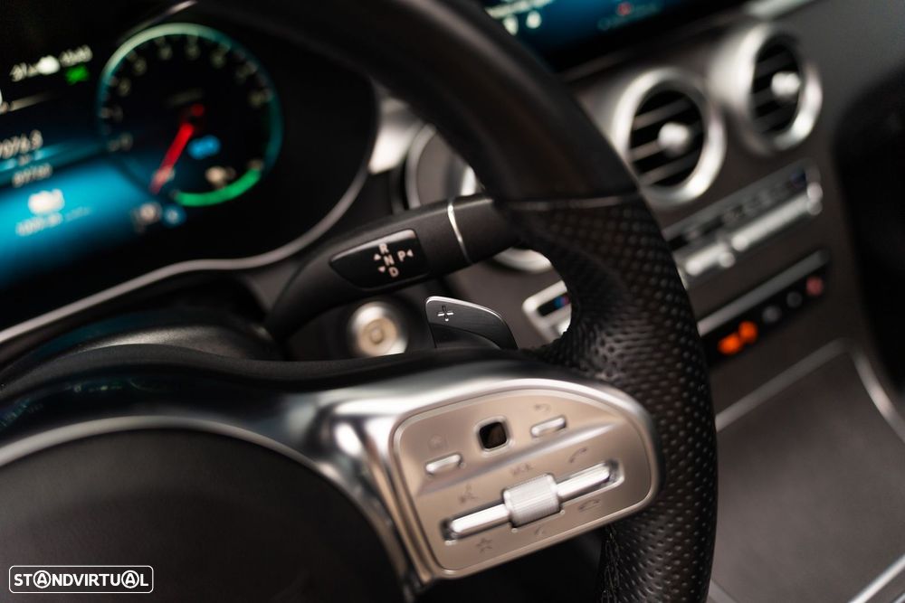 Mercedes-Benz GLC 300 e Coupe 4Matic 9G-TRONIC AMG Line - 25