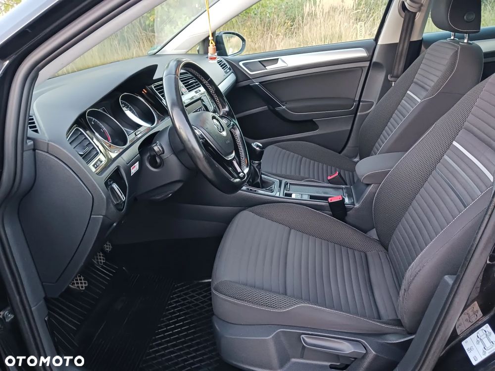 Volkswagen Golf 2.0 BlueTDI Cup - 12
