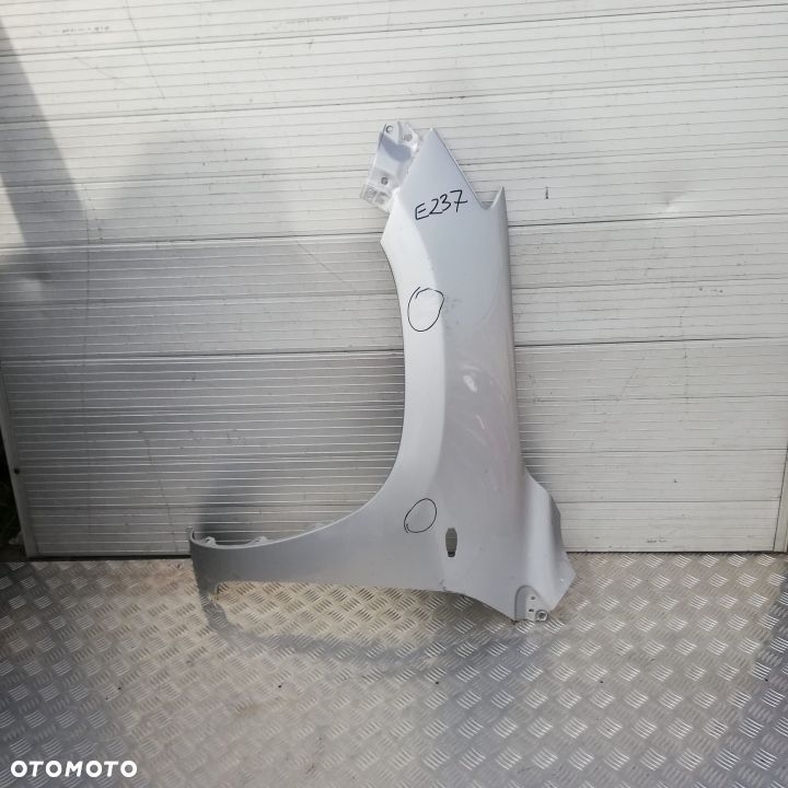 A840/0E237/E757/E758 LEWY BŁOTNIK TOYOTA RAV-4 IV 2006-08 - 2