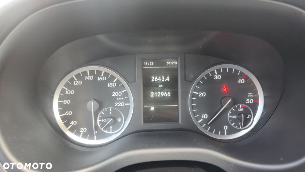 Mercedes-Benz Sprinter 907.233 - 4