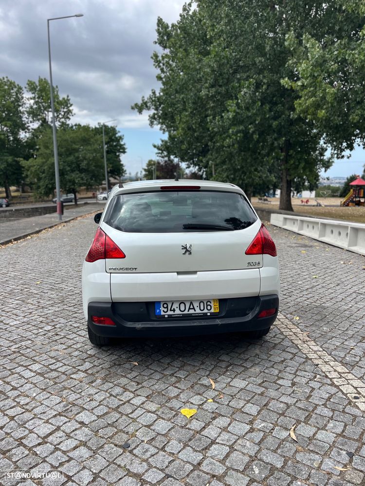 Peugeot 3008 HDi FAP 110 Premium - 8