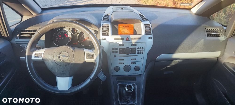 Opel Zafira 1.6 Cosmo - 5