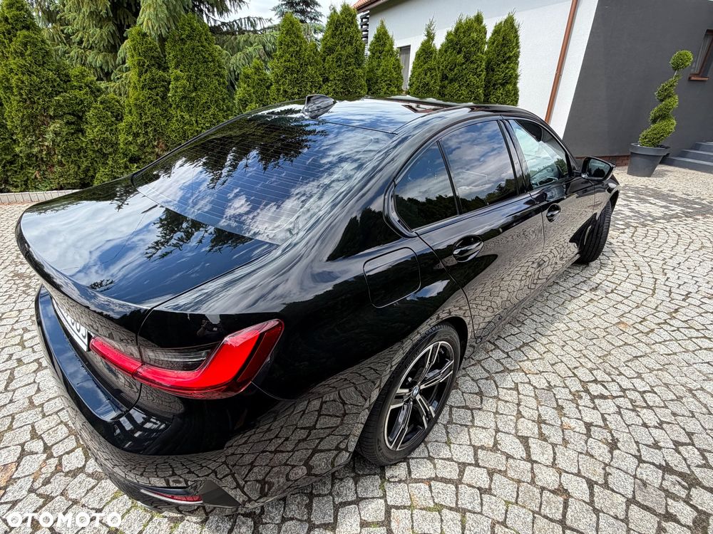 BMW Seria 3 318i Advantage sport - 12