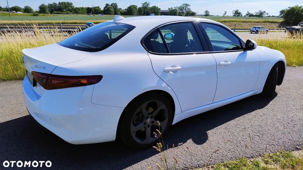 Alfa Romeo Giulia 2.0 Turbo Super - 5