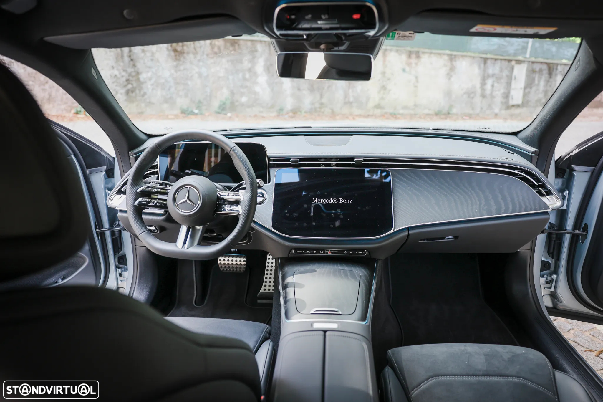 Mercedes-Benz E 300 e AMG Line - 43