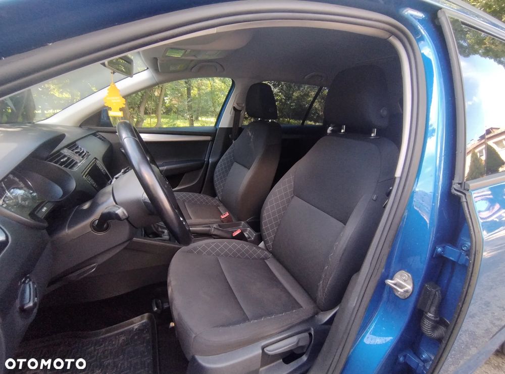 Skoda Octavia 1.6 TDI Active - 9