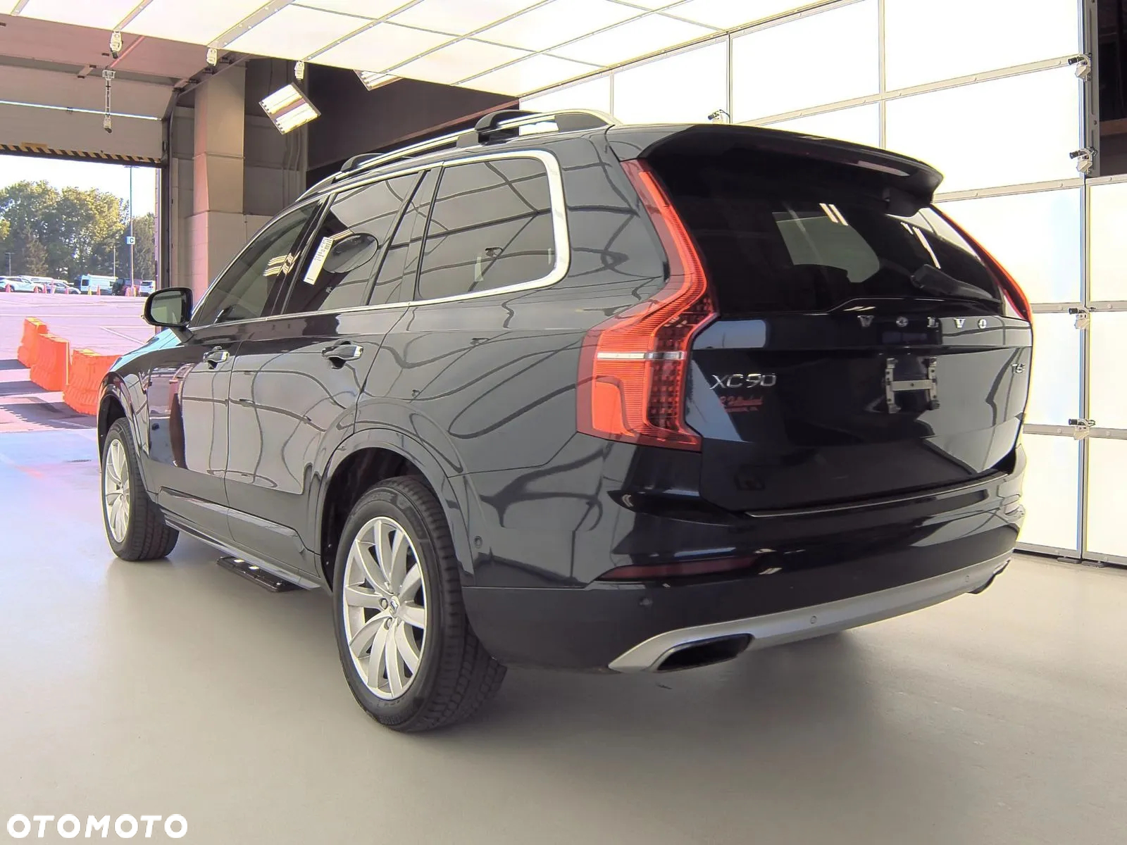 Volvo XC 90 T6 AWD Momentum 7os - 8